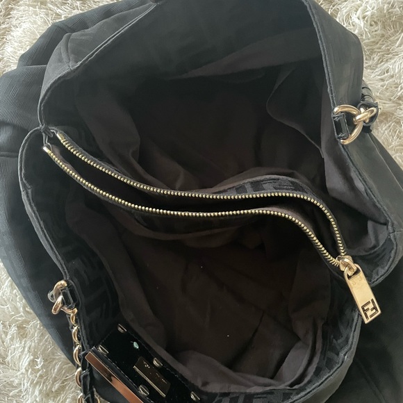 Fendi Zucca Baguette Shoulder Bag - Picture 5 of 11